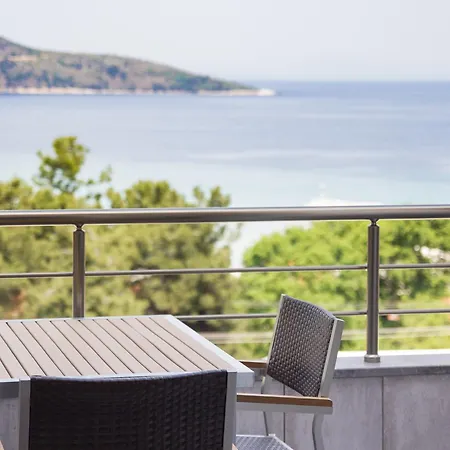 Ваканционна къща Ntinas With Sea View *